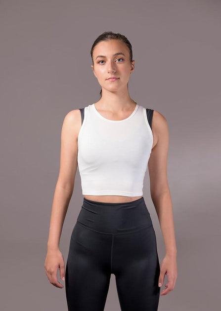 Fit cropped tank in creamy white | YUCO